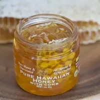 Raw Kau Honey with Comb