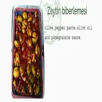 Zahterli Zeytin Salatasi