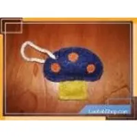 Mushroom kitchen scrubber