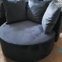 Round Sofa