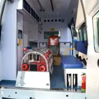 Negative Pressure Type Ambulance