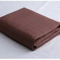 Two Use A Quilt - Pattern:brown With Squares