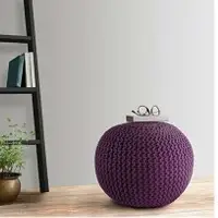 Pouf