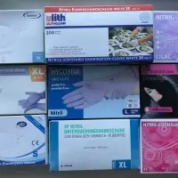 Nitrile Gloves