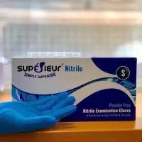 Superieur - Nitrile Examination Glove