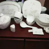 China Dinnerware Set