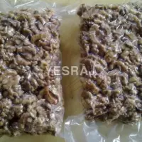 Amber Walnut Kernels