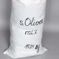 Oliver Cloth