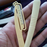 Straight Disposable Razors