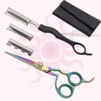 Scissors With Styling Razor