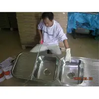 Furniture hardware