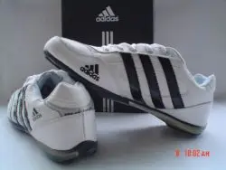 Sport shoes