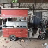 Electric Three Wheeler Retail Kiosks