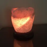 Daisy Salt Lamp