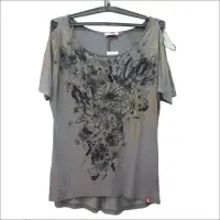 womens tops