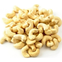 Whole Raw Cashew Nuts W320