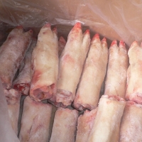 Frozen Pork Front and Hind Feet