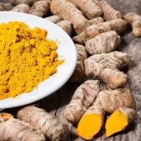 Turmeric Powder And Turmeric Root