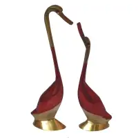 Saras Pair Kissing Swan