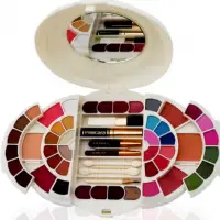 Make Up Kit