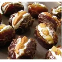Dates With Walnuts