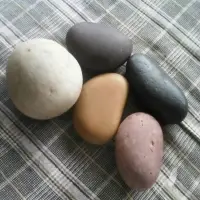 Natural Mix River Pebbles