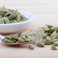 Large And Small Cardamom