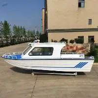 600 Half Cabin Boat