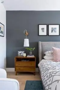 Luxurious Night Stand L 202