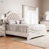 Nice Bed Room Set 10