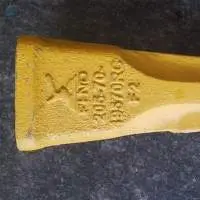PC 200 Rock Bucket Teeth