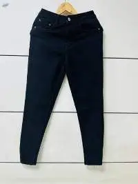 Ladies Ankle Length Jeans
