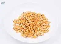 Dried yellow corn