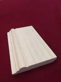 Moulding Pinewood