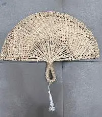 Seagrass Hand Fan