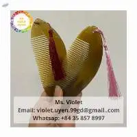 Horn Comb