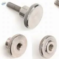 M3 X 4 Knurled Flenge Screw