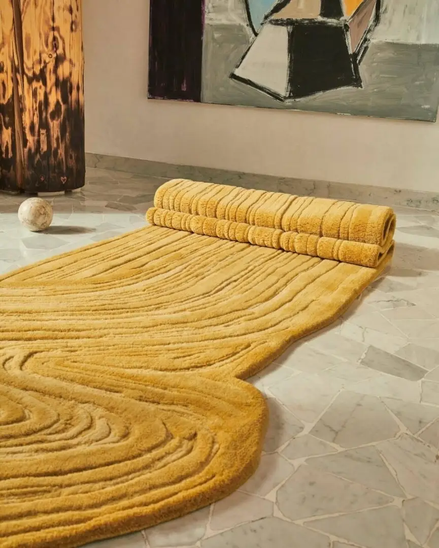 Stylish Irregular Tufted Wool Rug