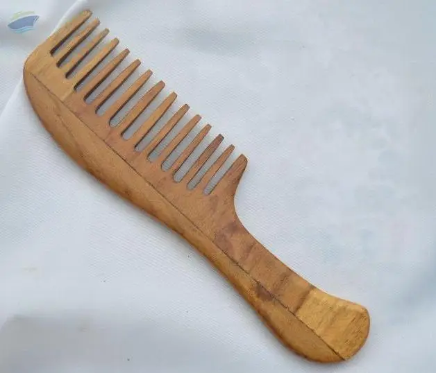 Ananta Design Handmade Wooden Comb