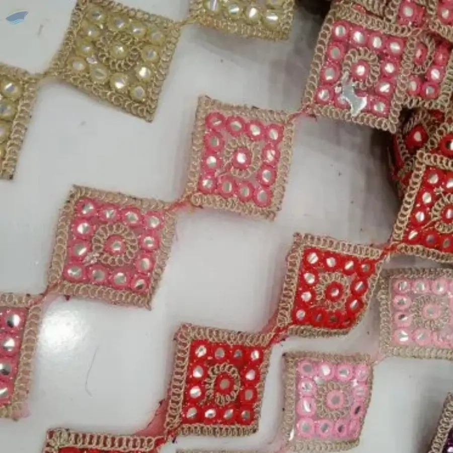 Mirror Latkan Butta Lace