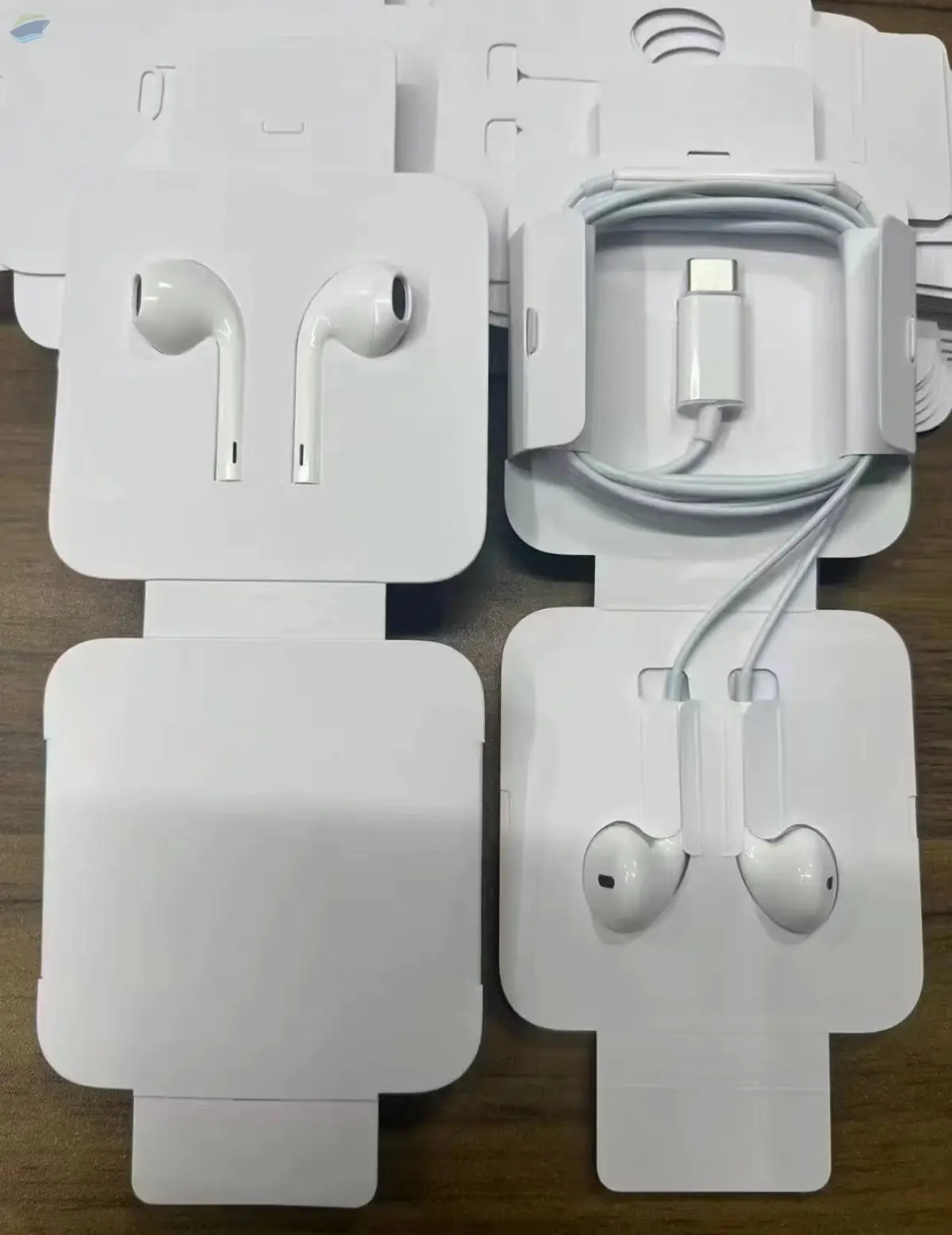 iphone USB-C Connector Earpods