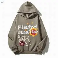 customizes hoodie