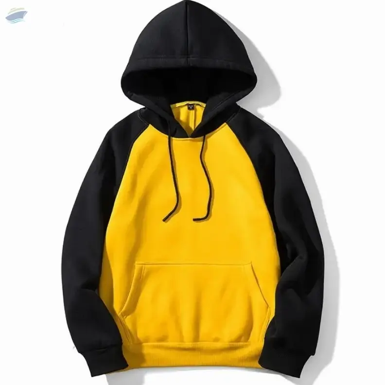 customizes hoodie
