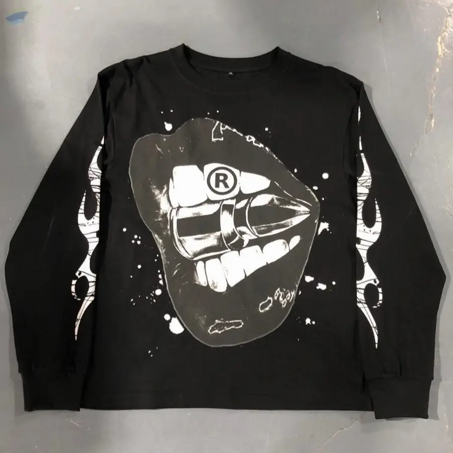 sweat shirt