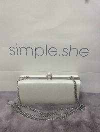 Simple. She Leather Frame Clutch Bag