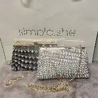Simple She Diamante Sheet Metal Frame Clutch