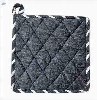 Pot Holder And Kitchen Gloves