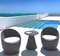 Outdoor Wicker Round Sofa and Coffee Table
