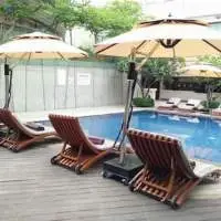 Heavy Duty Site Pole Umbrella and Square