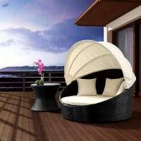 Pool Side Day Bed With Canopy And Round Table